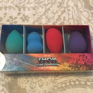 Thor love and thunder 4 piece makeup sponge set